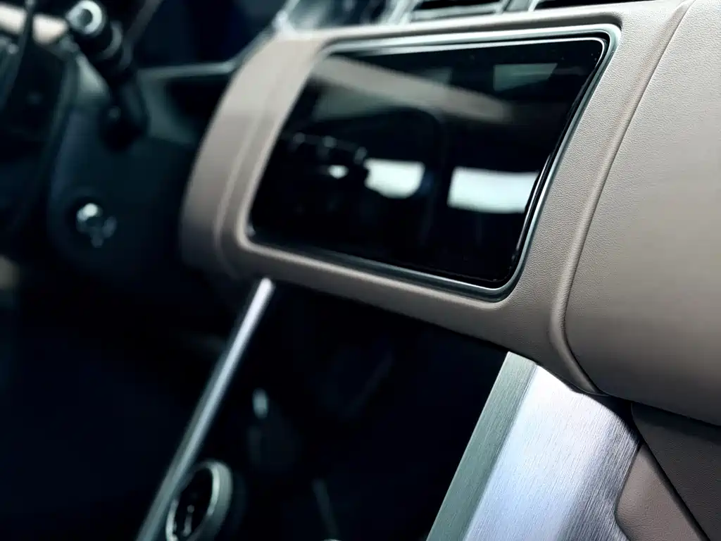 Land Rover Range Rover 2021 — фото 13