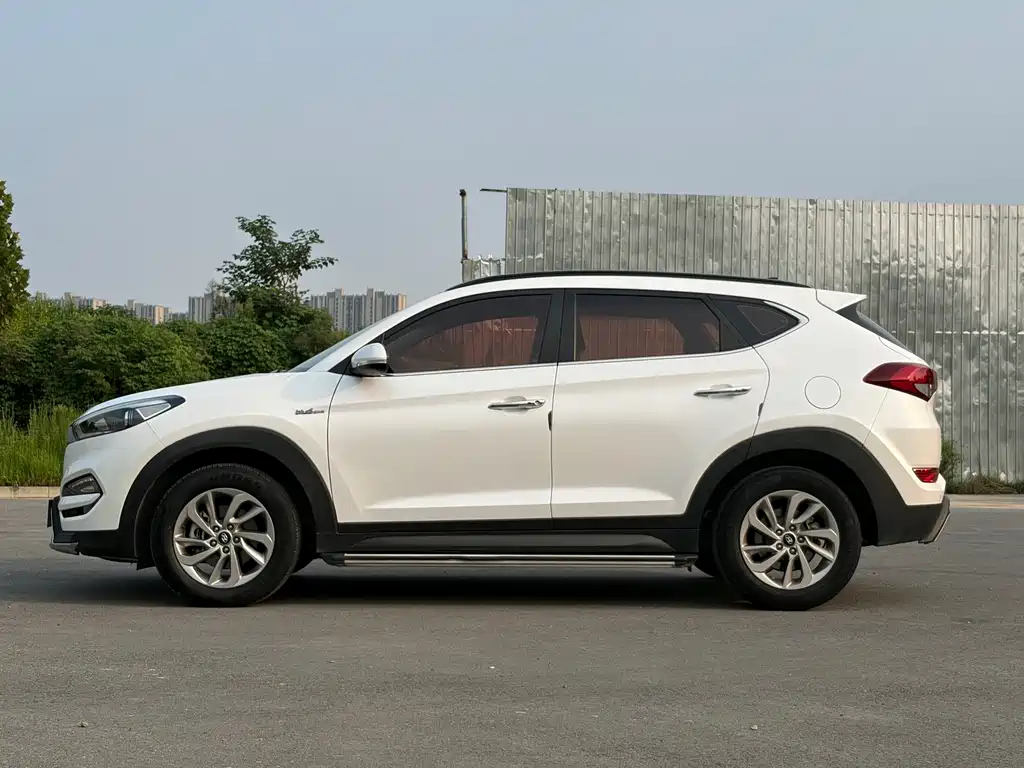 Hyundai Tucson 2018 — фото 4