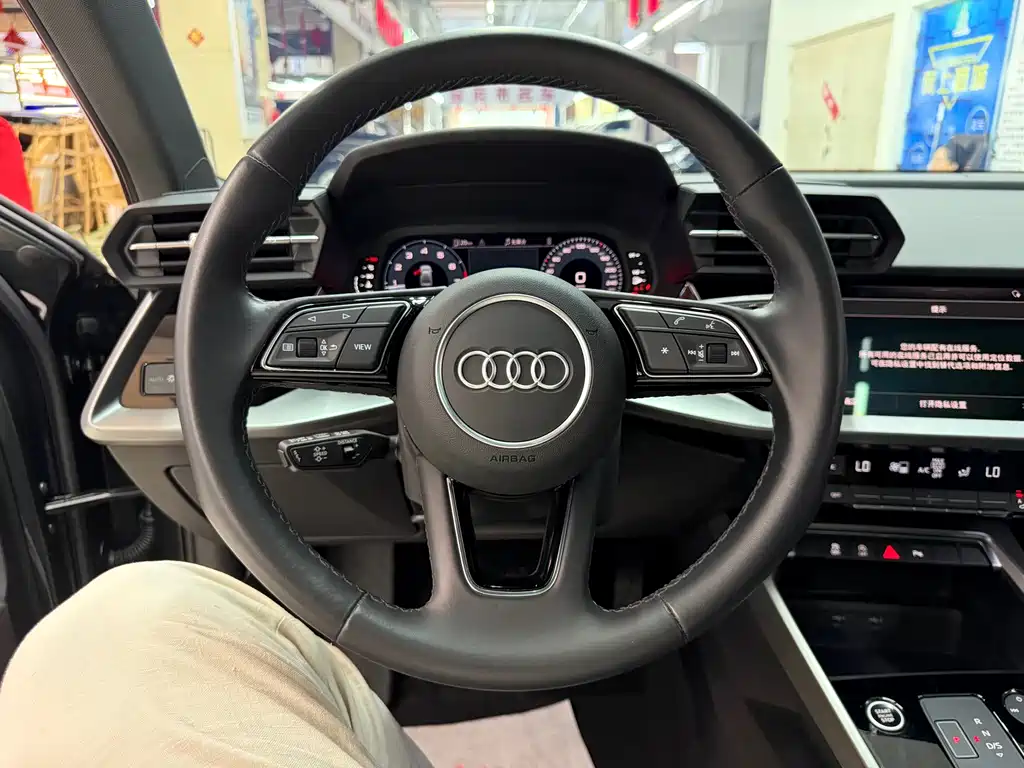 Audi A3 2023 — фото 14