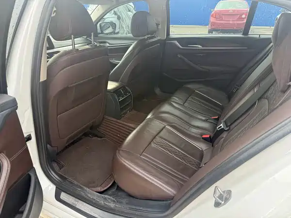 BMW 5 Series 2019