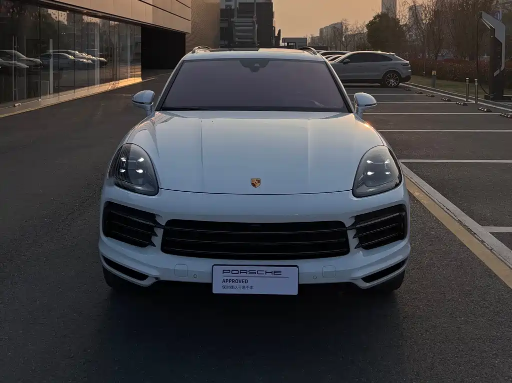 Porsche Cayenne 2023 — фото 2
