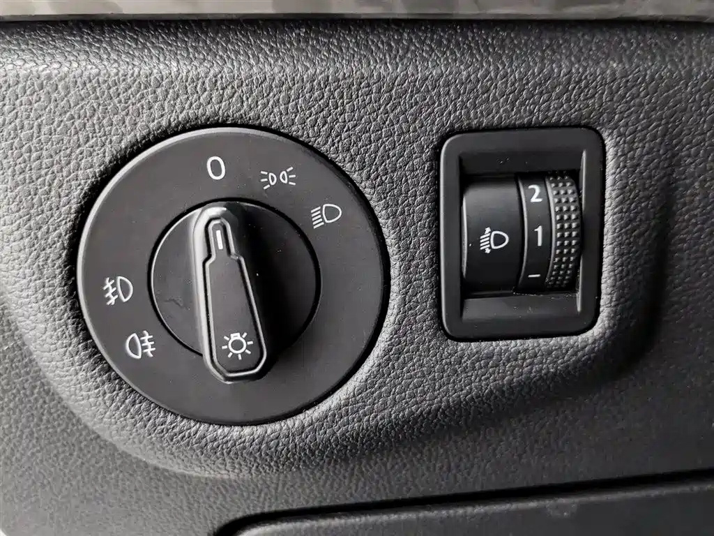Volkswagen Lavida 2019 — фото 21