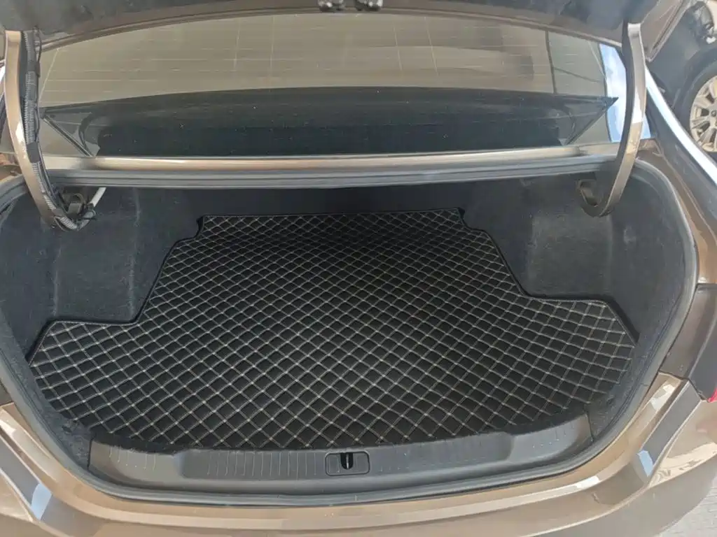 Buick Excelle 2015 — фото 19