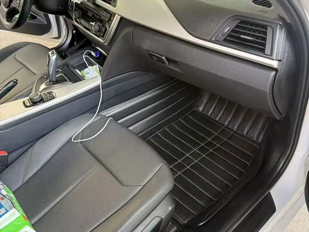 BMW 3 Series 2015 — фото 9