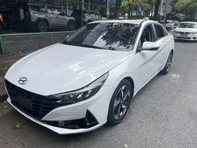 Hyundai Elantra 2020
