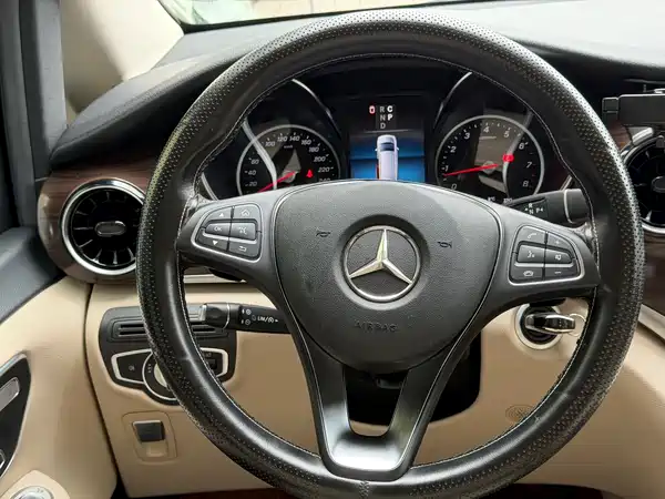 Mercedes-Benz V-Class 2021