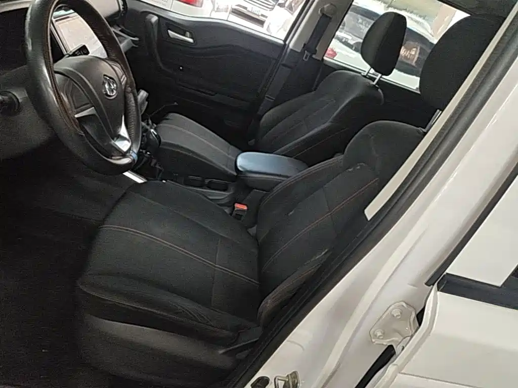 Changan Auchan X70A 2018 — фото 15