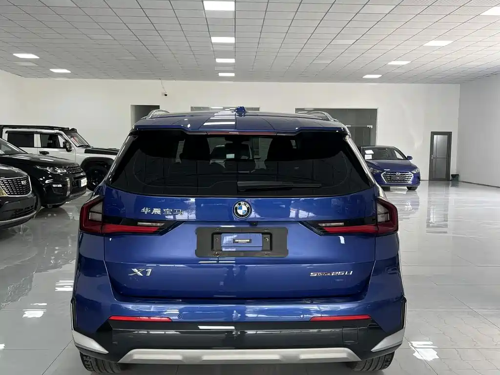 BMW X1 2023 — фото 13