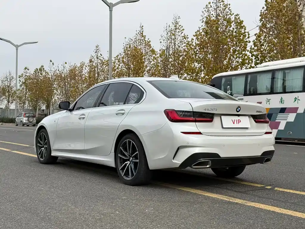 BMW 3 Series 2021