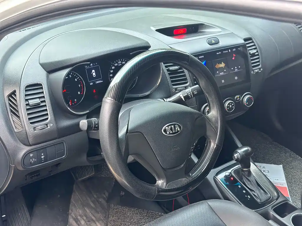 Kia K3 2016