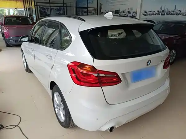BMW 2 Series Station Wagon 2019