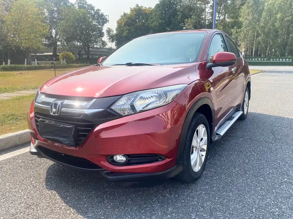 Honda Vezel 2016