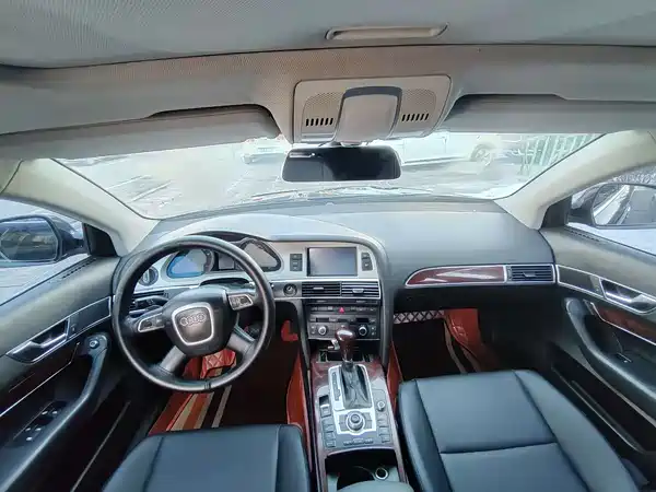 Audi A6L 2012