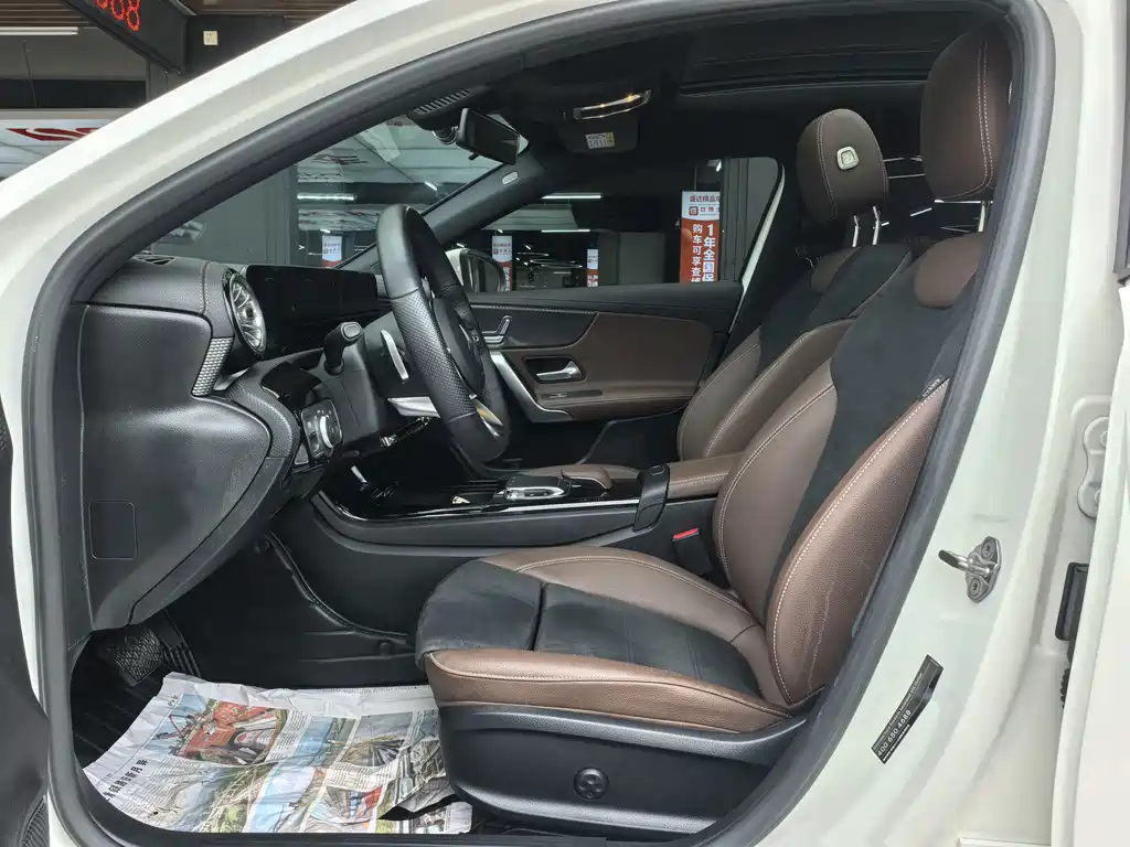 Mercedes-Benz A-Class 2020 — фото 10