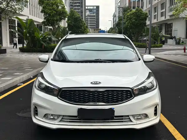 Kia K3 2016