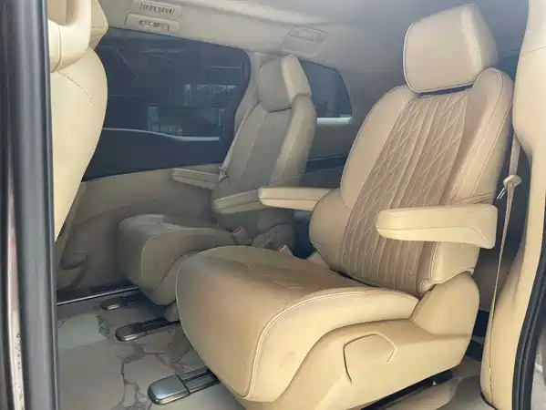 Buick GL8 2024