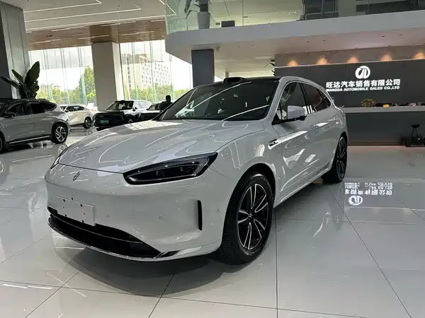 AITO M5 2025