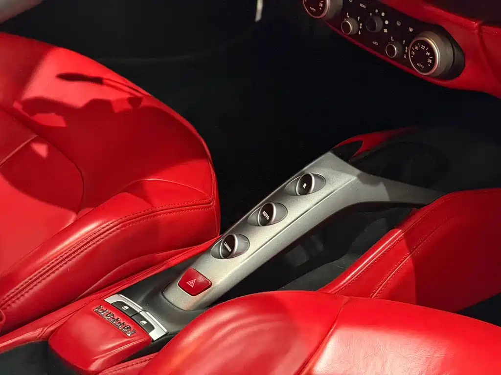 Ferrari 488 2020 — фото 12