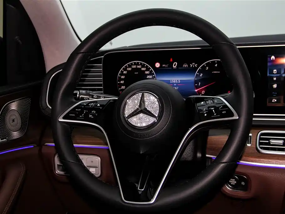 Mercedes-Benz GLE 2026 — фото 14