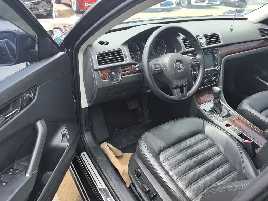 Volkswagen Passat 2013
