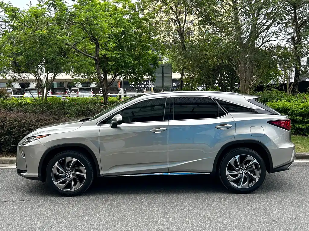 Lexus RX 2018 — фото 7