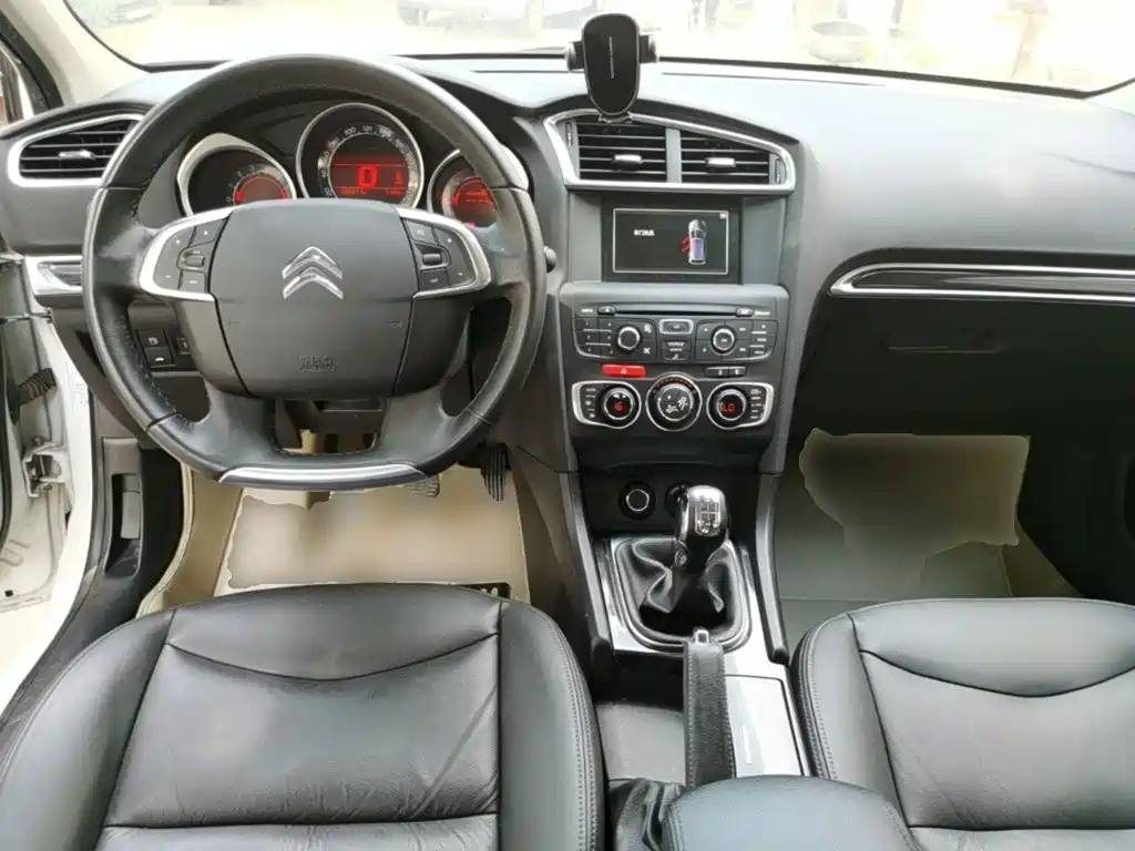 Citroen C4L 2015