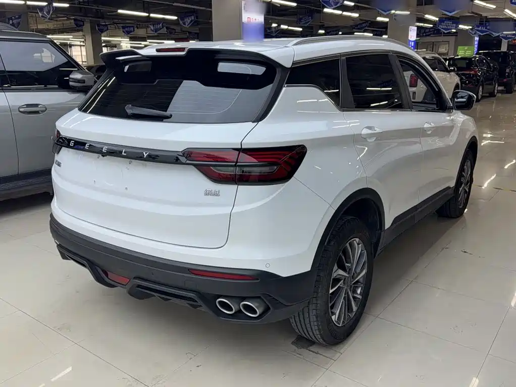 Geely Binyue 2022