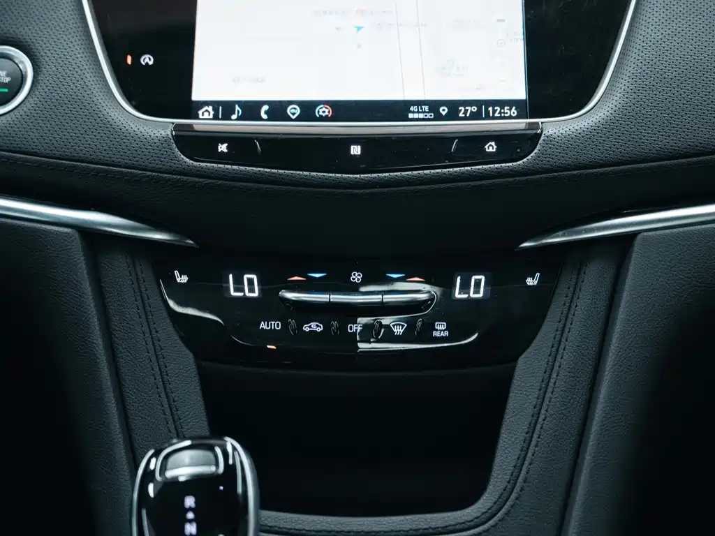 Cadillac XT5 2020 — фото 24