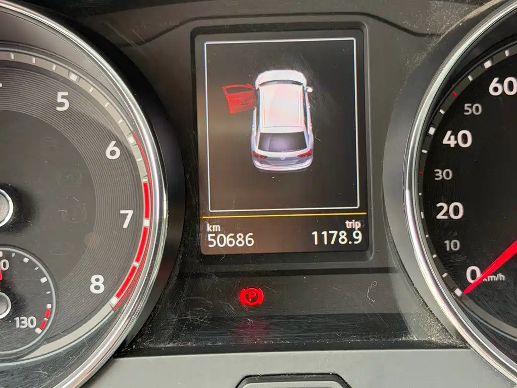 Volkswagen Tiguan L 2018 — фото 13
