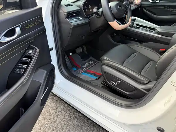 Geely Xingrui 2023