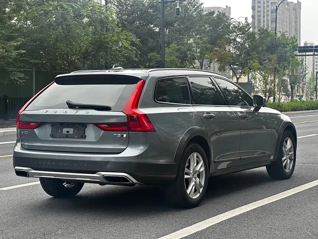 Volvo V90 2019 — фото 6