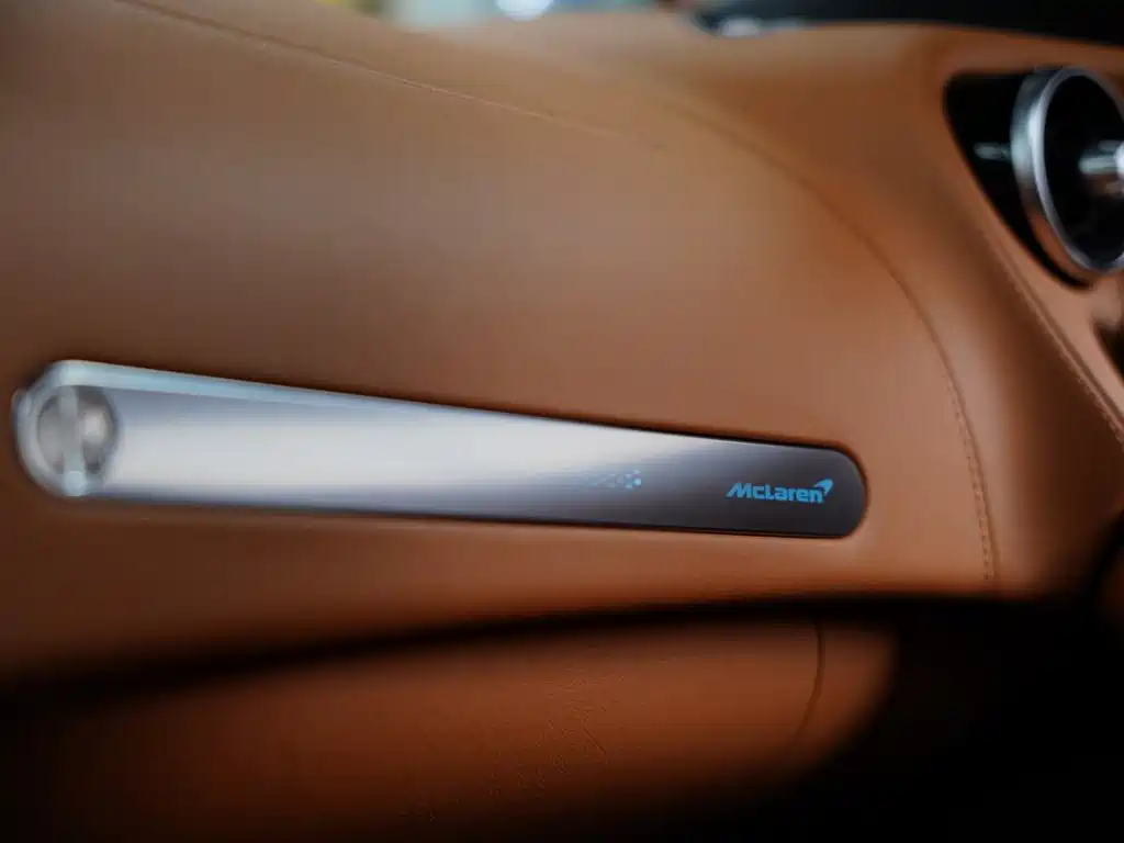 McLaren GT 2023 — фото 14