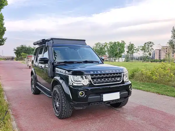 Land Rover Discovery 2013