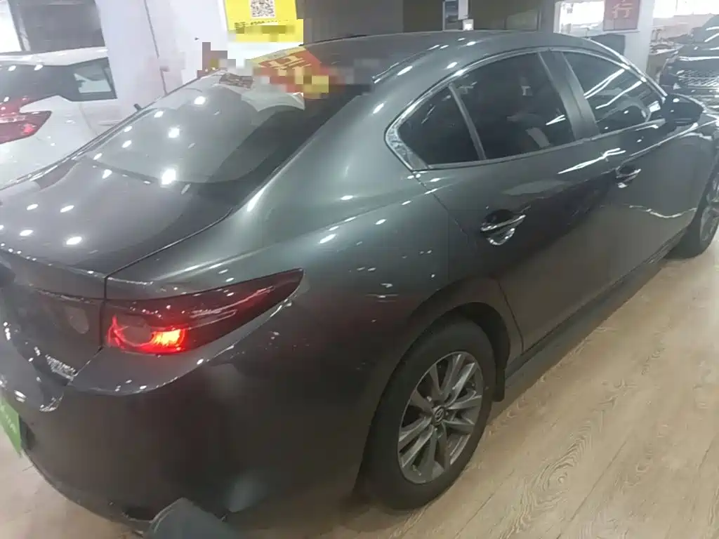 Mazda 3 Angkesela 2020