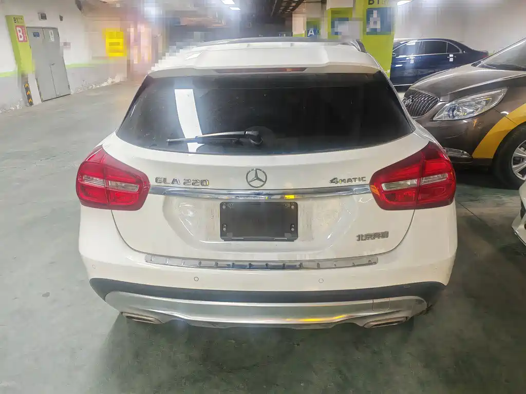 Mercedes-Benz GLA 2015 — фото 10