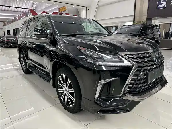 Lexus LX 2017
