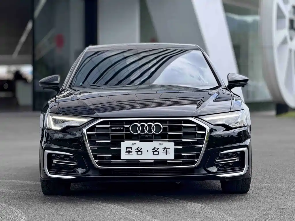 Audi A6L 2022