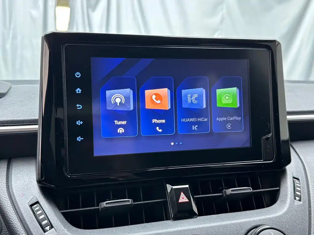 Toyota Corolla 2023 — фото 11