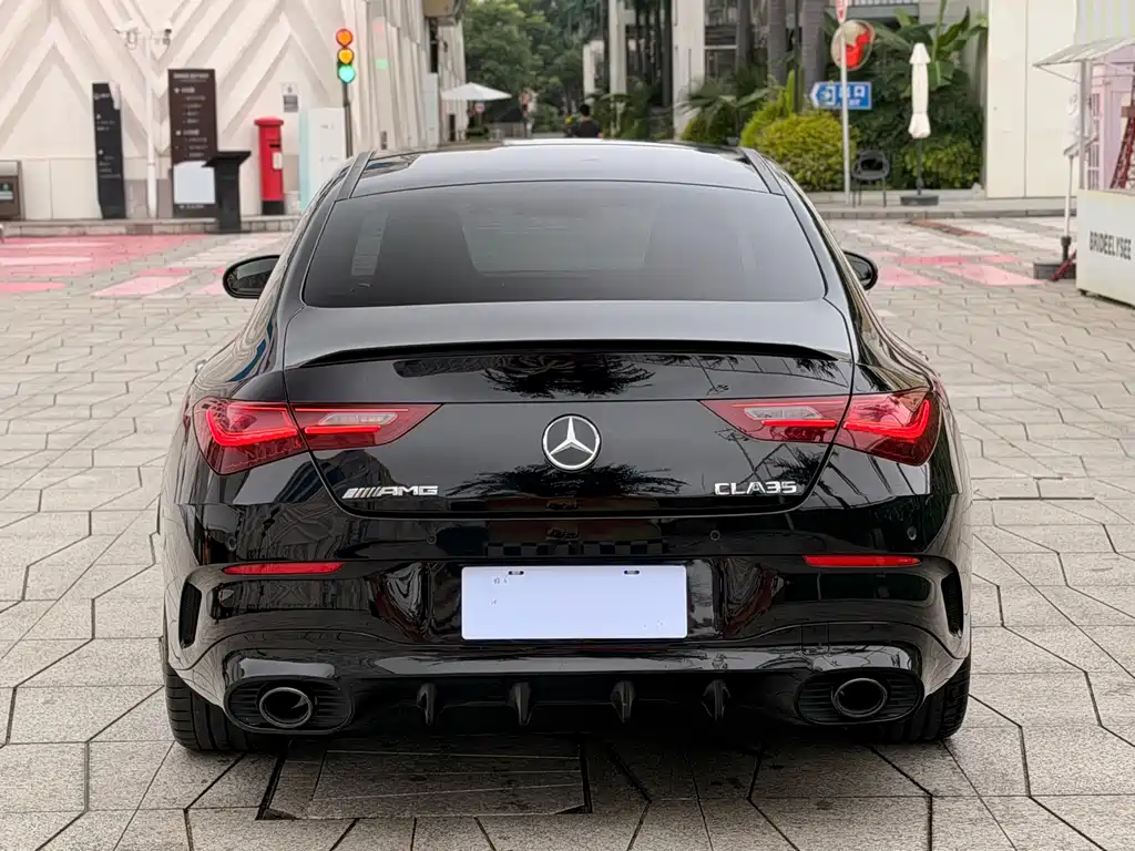 Mercedes-Benz CLA AMG 2024 — фото 5