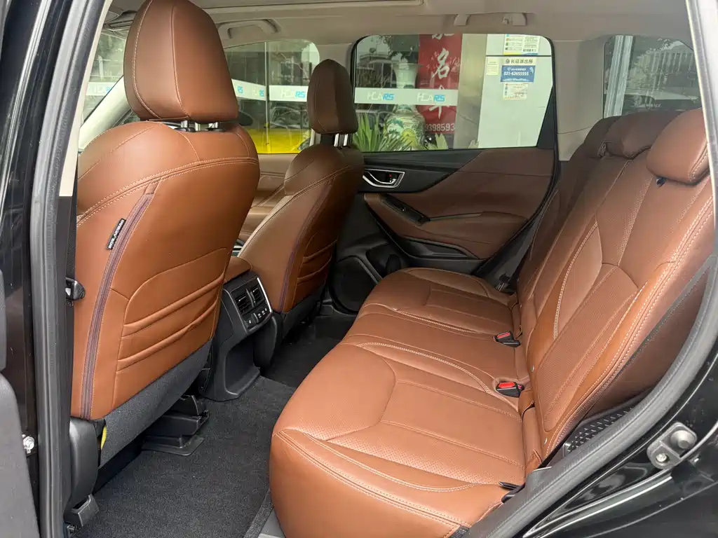 Subaru Forester 2019 — фото 8