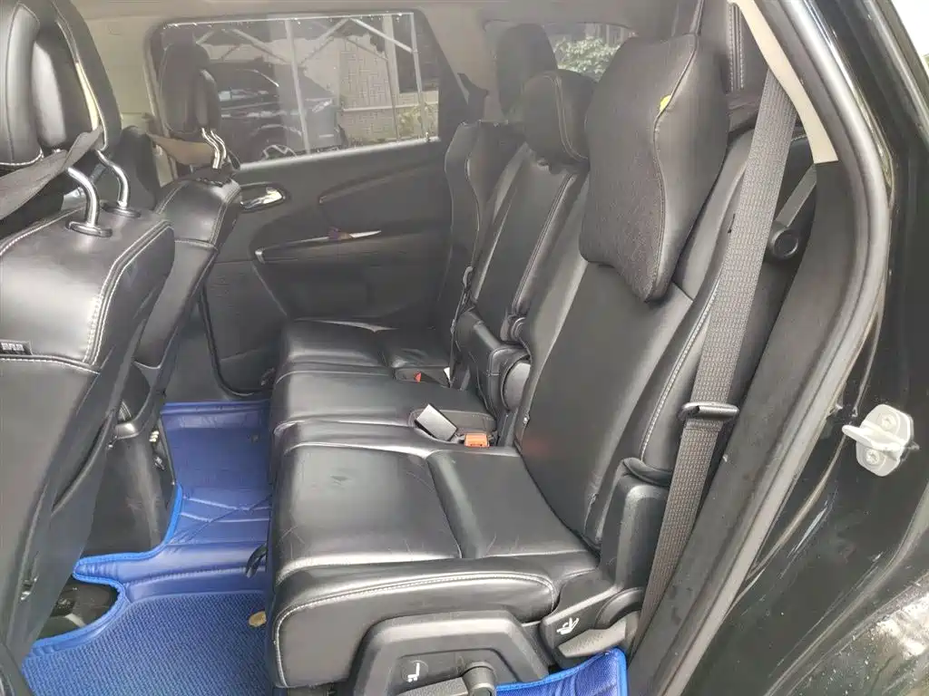 Dodge Journey 2016 — фото 14