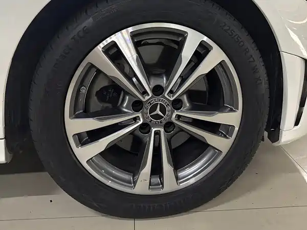 Mercedes-Benz C-Class 2021