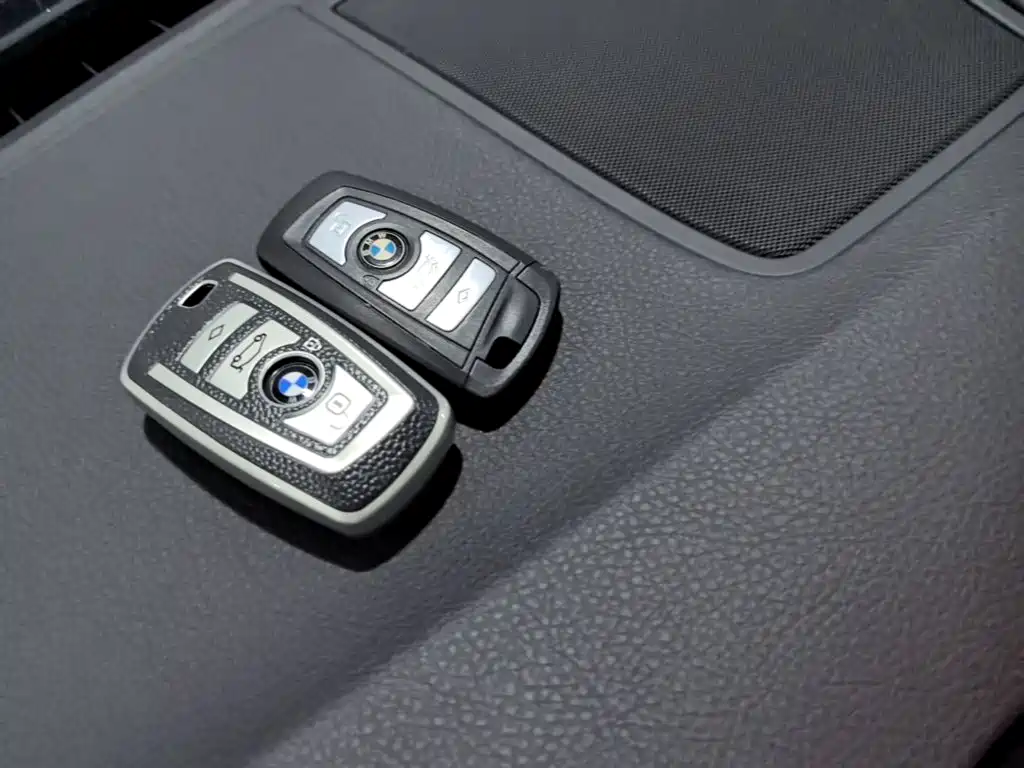 BMW 5 Series GT 2015 — фото 9