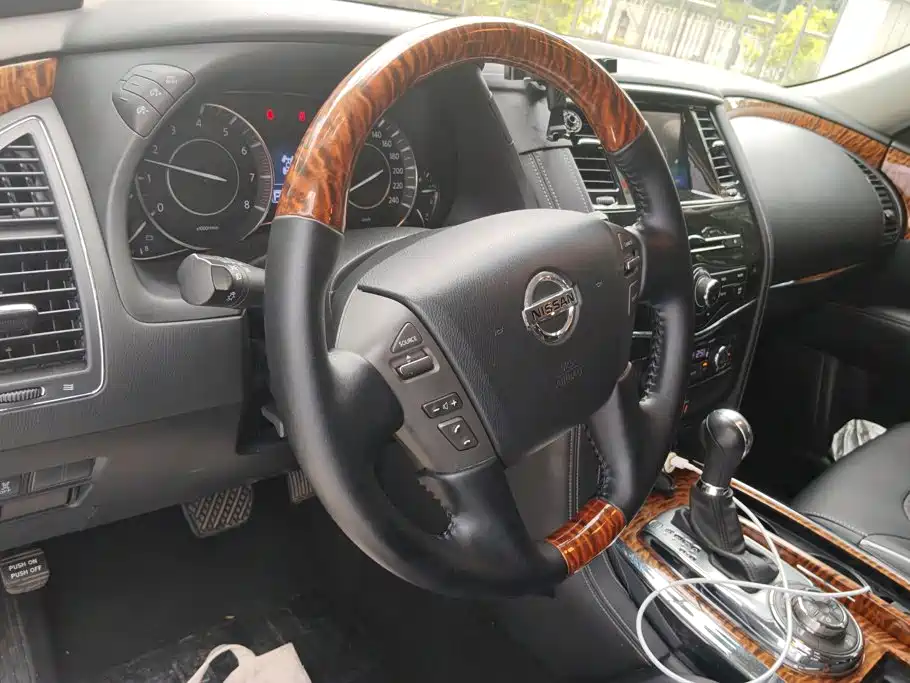 Nissan Patrol 2019 — фото 15
