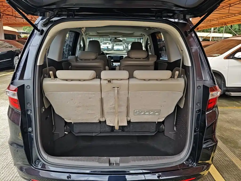 Honda Odyssey 2016 — фото 19