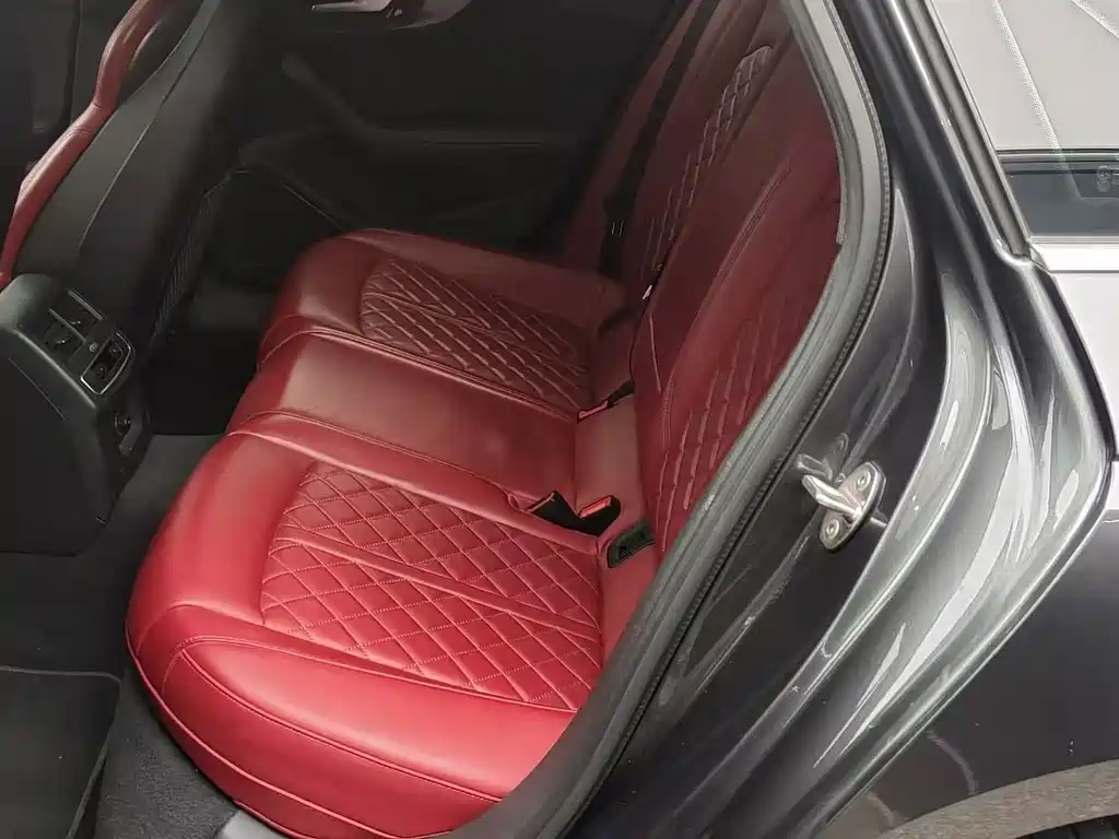 Audi S4 2021