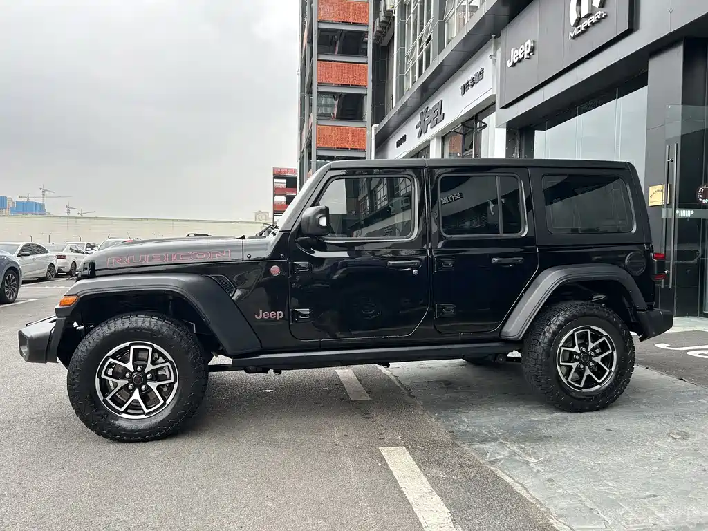 Jeep Wrangler 2024 — фото 4