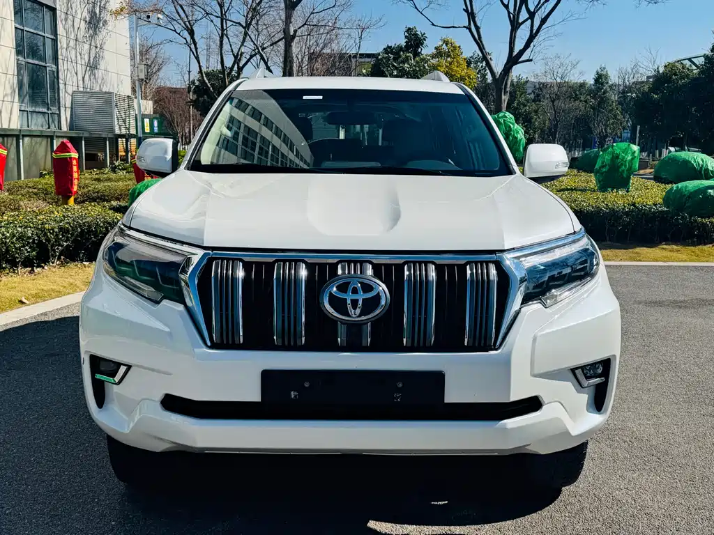 Toyota Prado 2019 — фото 3