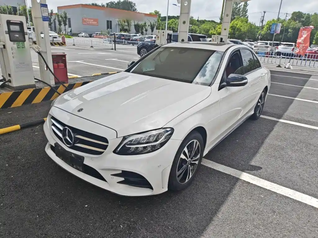 Mercedes-Benz C-Class 2020