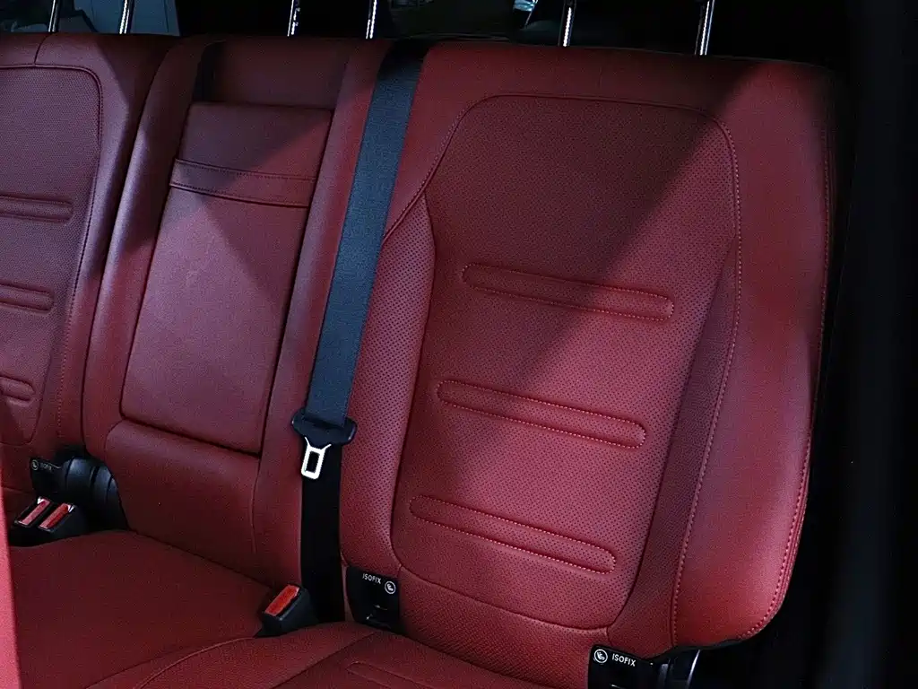 Mercedes-Benz G-Class 2023 — фото 14